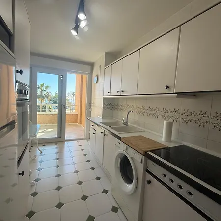 Appartement Carihuela En Primera Linea De Playa Con Vistas Y Garaje! C *
