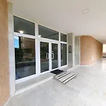 Carihuela En Primera Linea De Playa Con Vistas Y Garaje! C Torremolinos