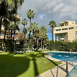 Carihuela En Primera Linea De Playa Con Vistas Y Garaje! C Торремолінос