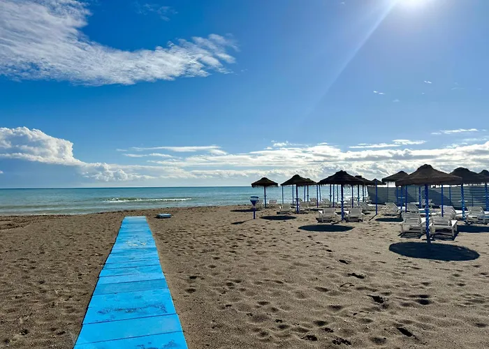 Carihuela En Primera Linea De Playa Con Vistas Y Garaje! C Appartamento *