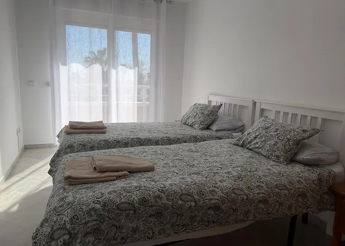 Appartamento Carihuela En Primera Linea De Playa Con Vistas Y Garaje! C Torremolinos